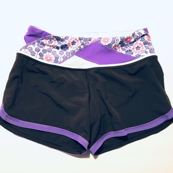 Lululemon Groovy Run Short Purple Power Quilt 2 - Picture 3 of 6